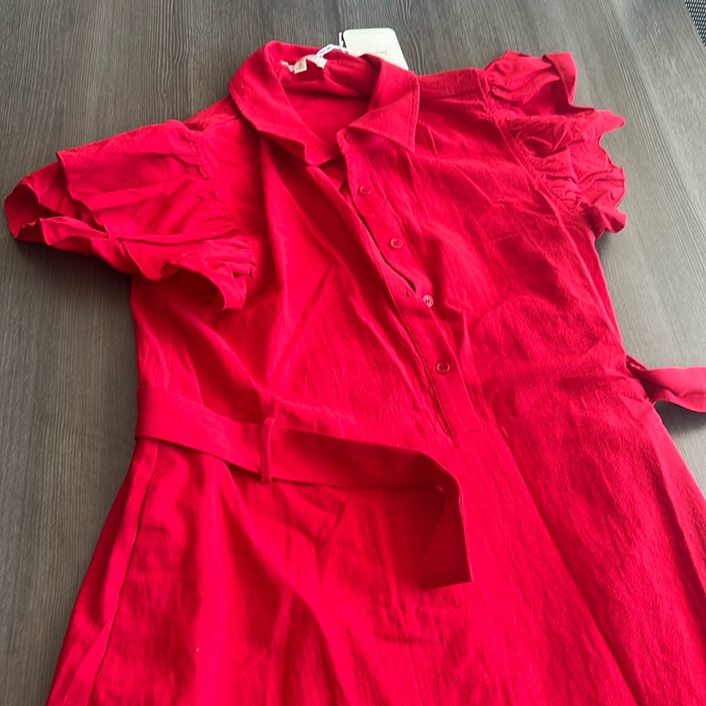 Brand new NY and co dress. Fell outside of the mandatory return window.